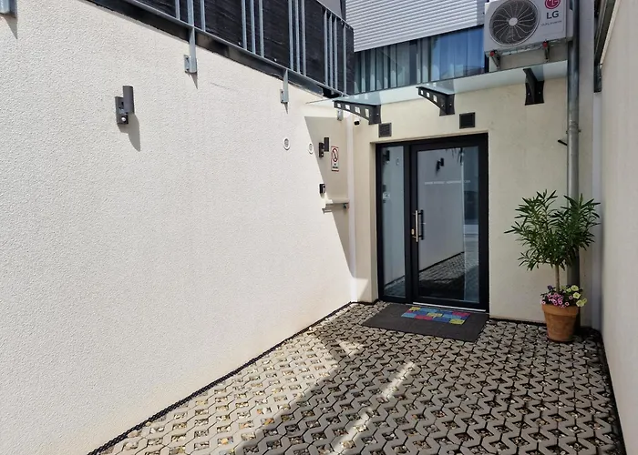 Sweet Retreat Apartment Lahr