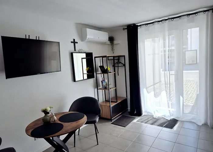 Sweet Retreat Apartment Lahr
